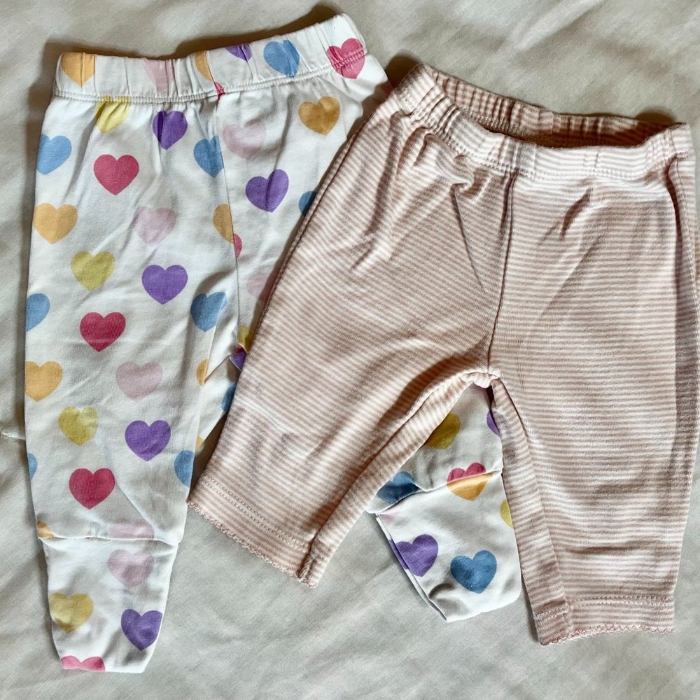 2 pairs of pants